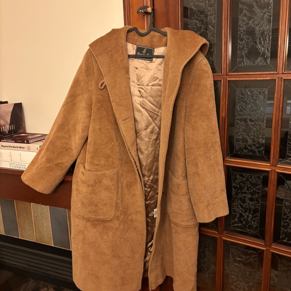 Mallia Piacenza Baby Llama Jacket - Picture 2 of 6